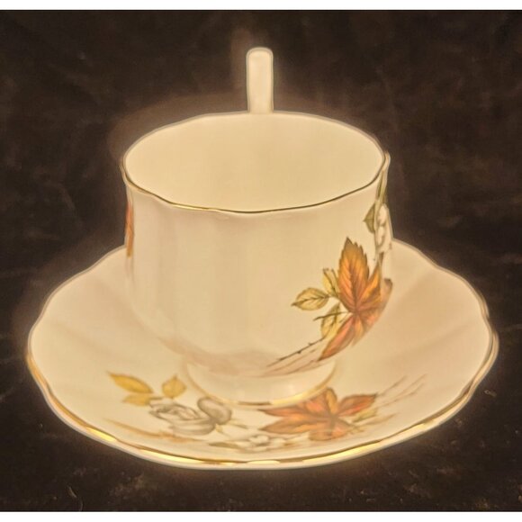 Vintage Royal Dover Bone China Teacup and Saucer Set - Picture 6 of 16